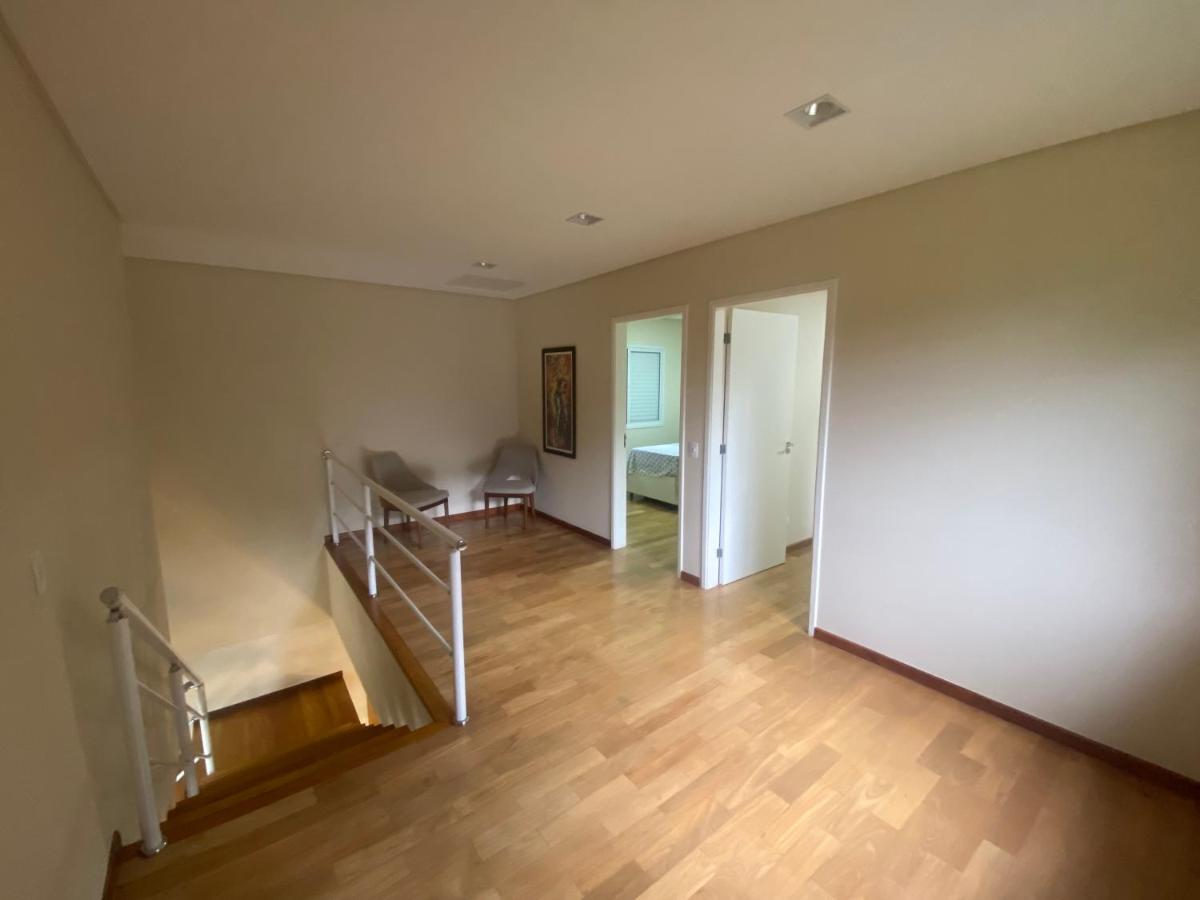 Hostyn Casa Manancial -4 Suites E Natureza Proxima Ao Capivari Кампус-ду-Жордау Экстерьер фото